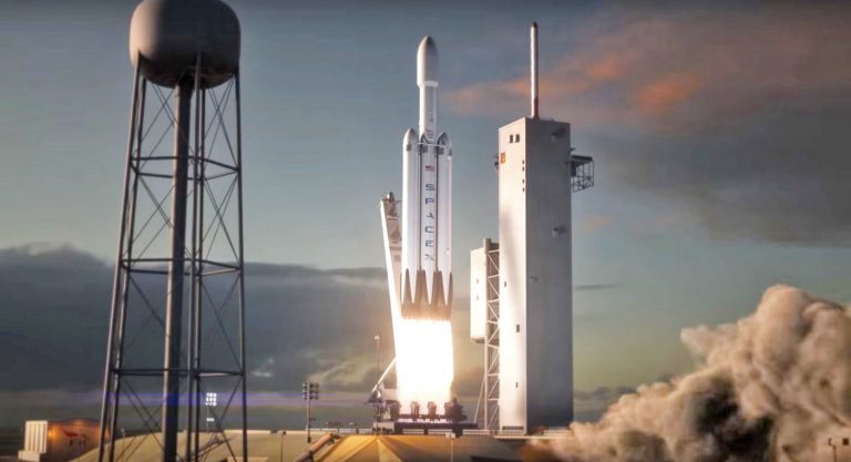 SpaceX Falcon Heavy va decola pe 6 februarie; Iată detalii despre marea lansare
