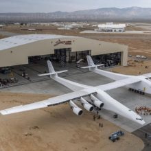 Stratolaunch cel mai mare avion din lume gadgetzone.ro (2)