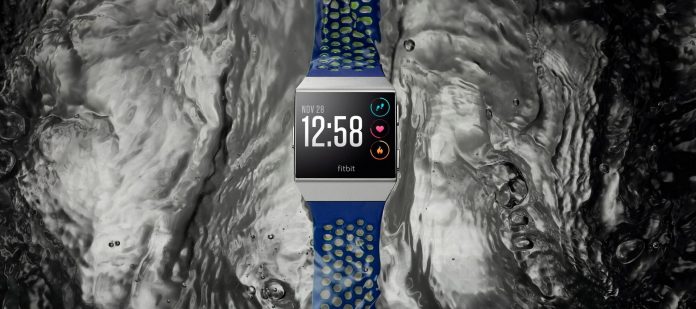 Fitbit_Ionic_Water Fitbit Ionic
