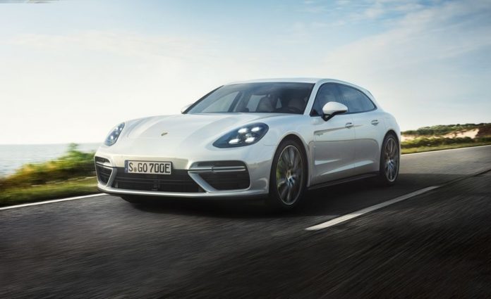 Porsche Panamera Station Wagon 2018 (1)