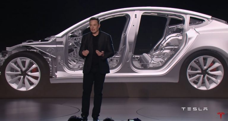 Tesla a depăşit valoarea de piaţă a gigantului petrolier Exxon, ajungând la 201 miliarde de dolari