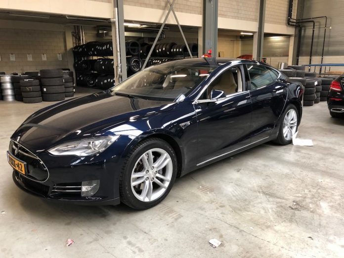 Tesla Model S