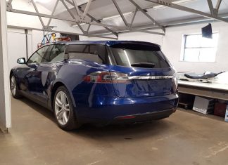 Tesla Model S Estate