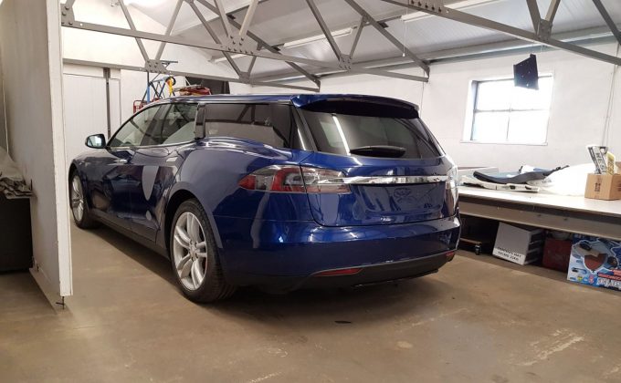 Tesla Model S Estate