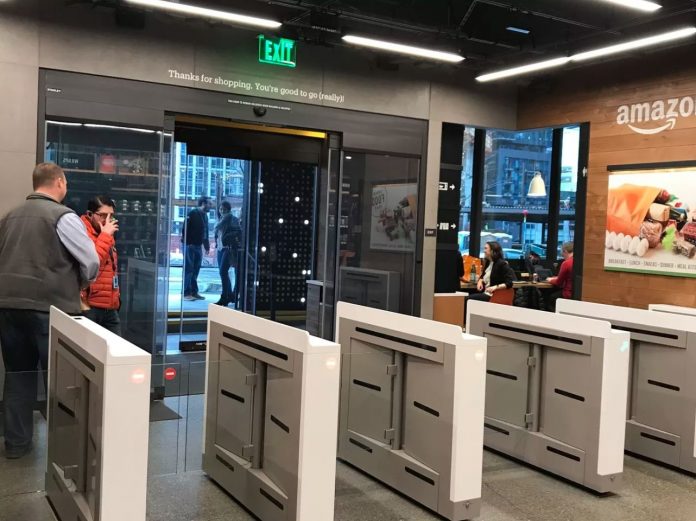 Amazon Go magazin fara casier (1)