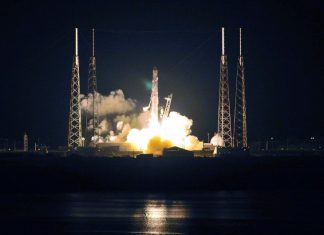 SpaceX îşi lansează sateliţi broadband în orbită în acest weekend