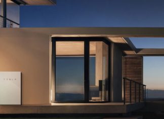 Tesla a creat o reţea de alimentare pentru 50.000 de locuinţe din Australia, pe bază de PowerWall