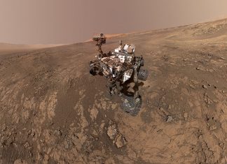 Rover-ul Curiosity îşi face un selfie cu Muntele Sharp de pe Marte înainte de o ascensiune dificilă