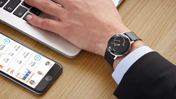Activit---Steel-Smartwatch-by-Withings-04 Digital Health