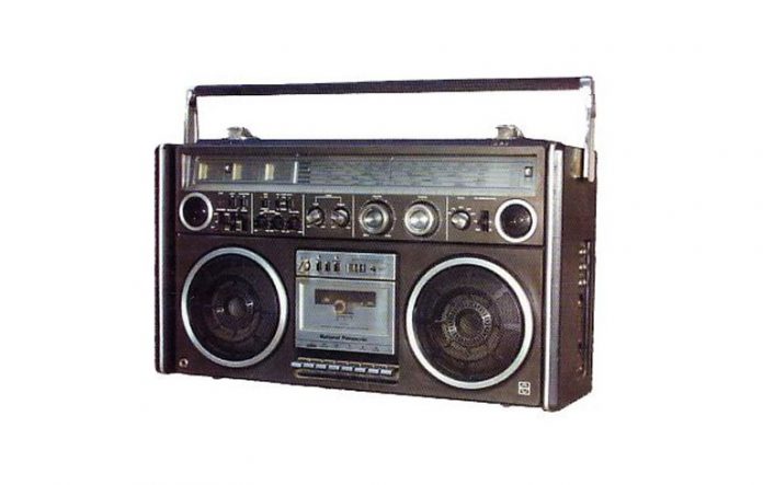 old-school-radio-image