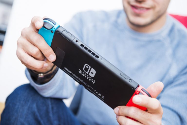 Nintendo Switch 2 ar putea debuta chiar vara viitoare