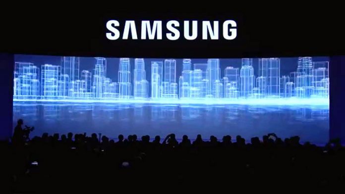 samsung-press-conference-event-crowd-sign