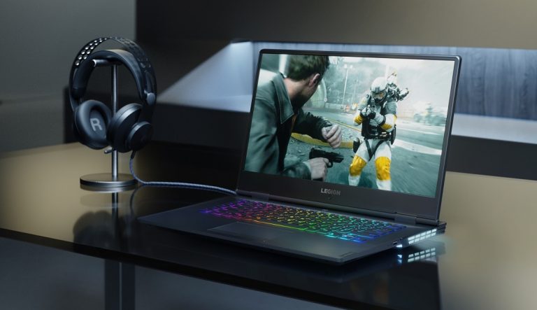 Laptop-ul de gaming Lenovo Legion Y740 debutează în România în variante de 15 și 17 inch; Aduce și grafică GeForce RTX