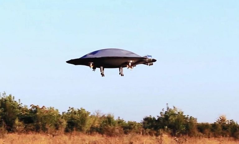 Inginerii români au creat un OZN funcţional, după decenii de muncă; Iată-l în acţiune! (Video)