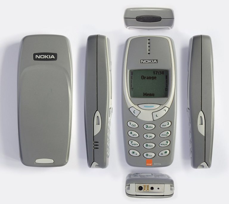 Soneriile lui Nokia 3310 ajung acum pe iPhone şi telefoane Android; Le poţi descărca de aici!