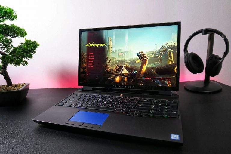 Dell Alienware Area 51M R1