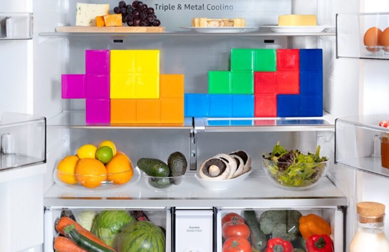 Samsung anunţă un parteneriat cu Tetris şi aduce celebrele cubuleţe în frigiderul tău: Samsung Stackers