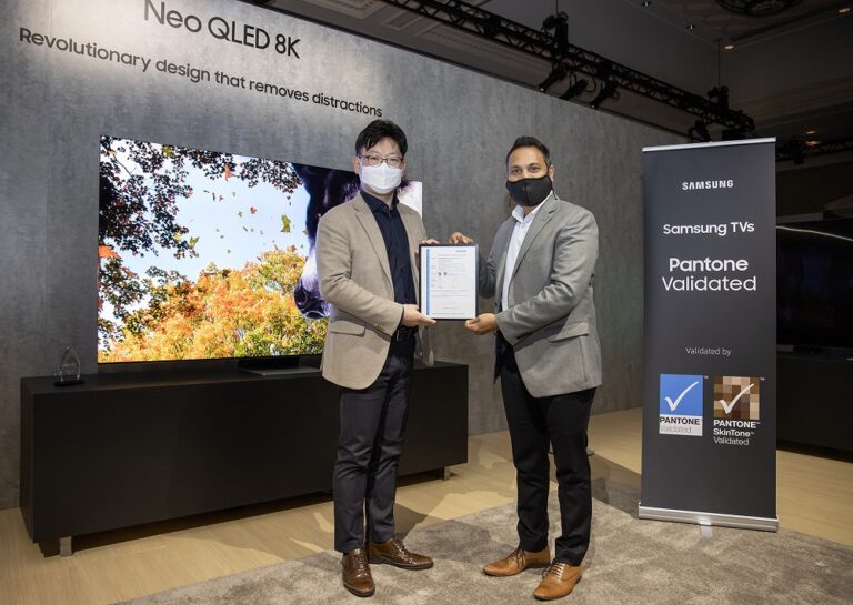 Televizoarele Samsung QLED şi Lifestyle 2022 sunt certificate pentru protecţia ochilor şi acurateţea culorilor