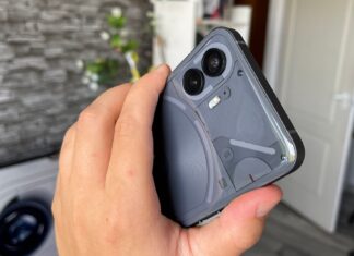 Nothing Phone (2) Unboxing: mai rotunjit, mai puternic, acelaşi Glyph? (Video) Nothing Phone (2)